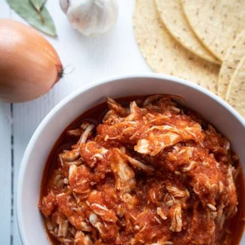 Tinga de poulet à l'autocuiseur, poulet effiloché au chipotle